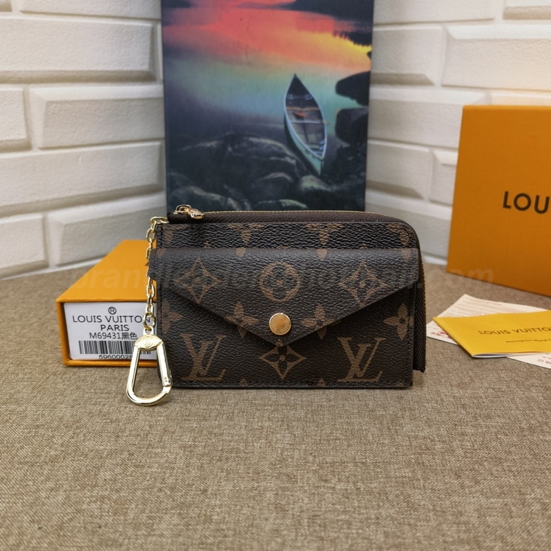 LV Wallets 137